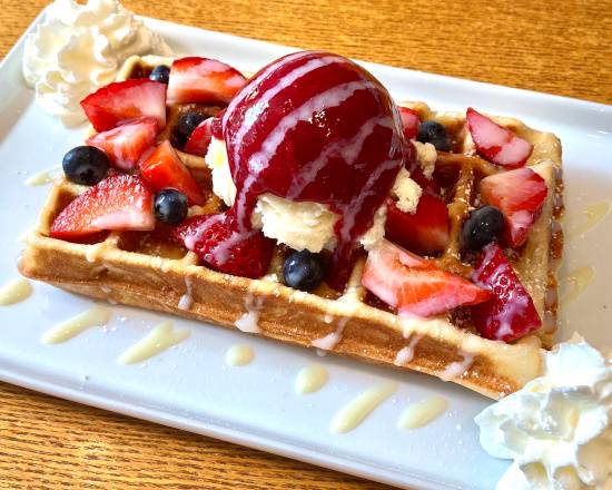Mixed Berry Dessert Waffle 綜合莓果鬆餅